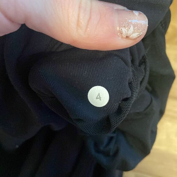 Lululemon Black Pull On Elastic Waist Casual Dress Pants Size 4 - Picture 7 of 7